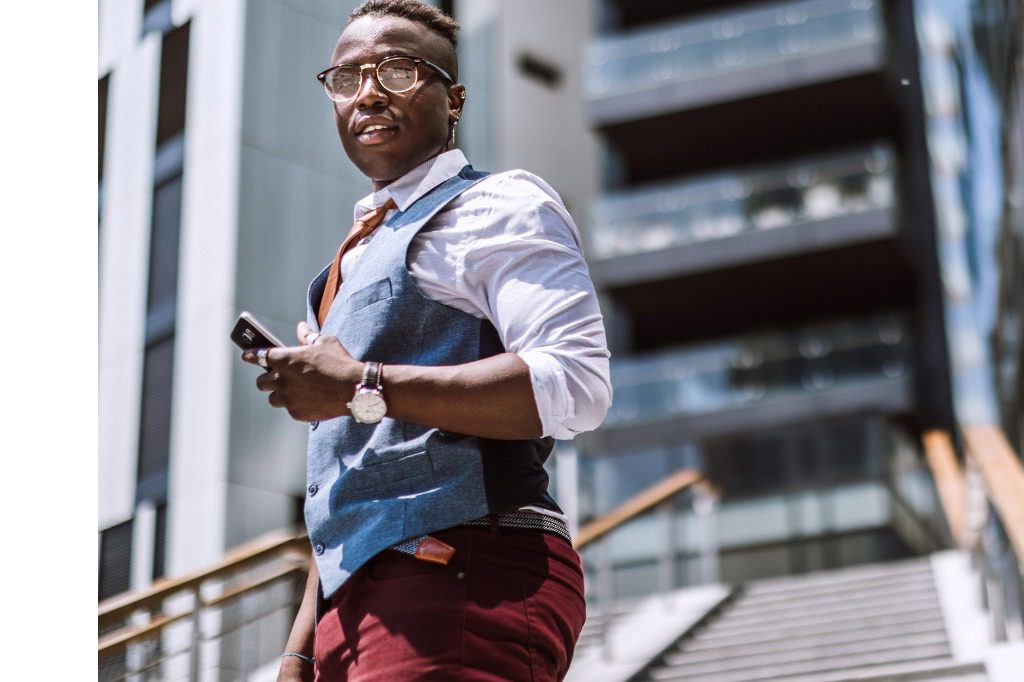 Ways to Accessorize Business Casual Outfit for Men