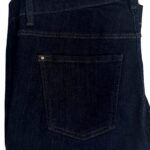 D683 Dark